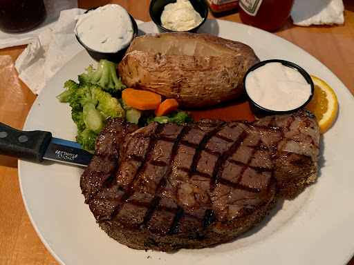 Bobby's Restaurant & Lounge